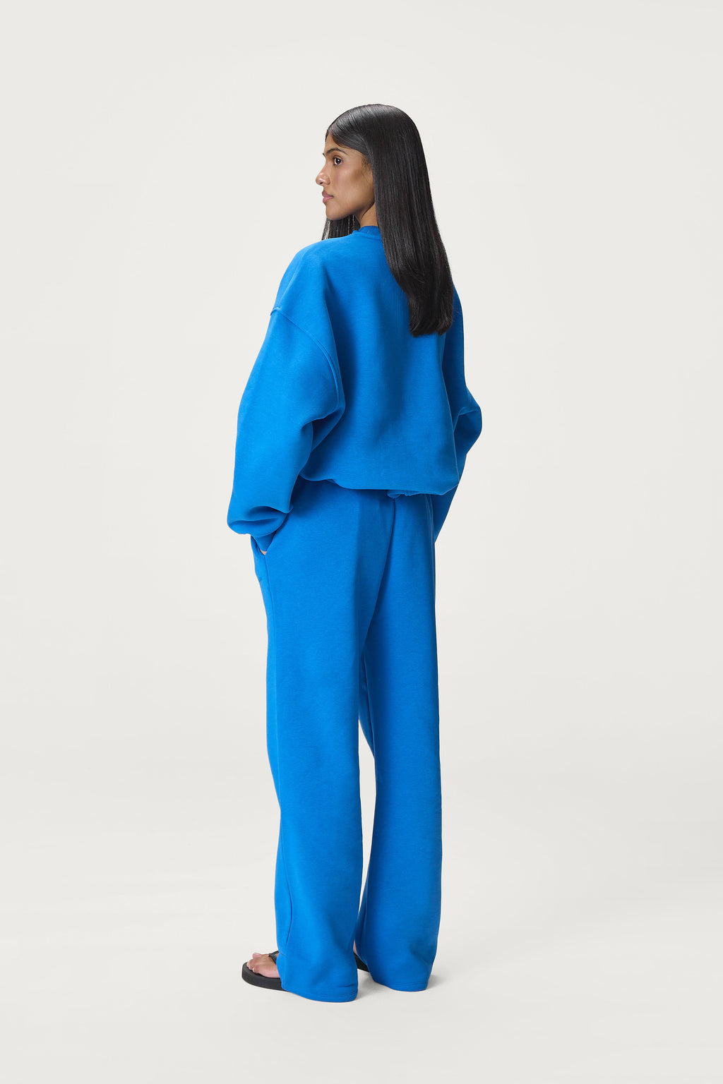 Classic Sweatshirt in Bluebird
