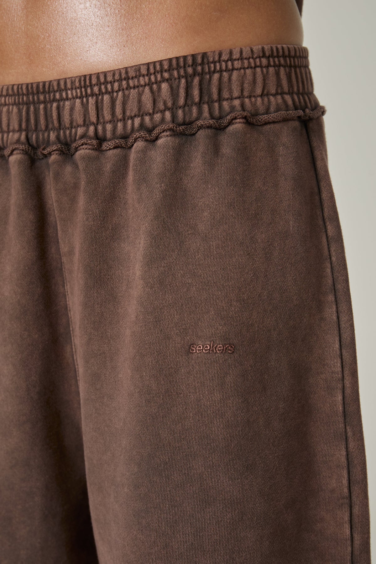 Pantalon de survêtement large Slouch marron