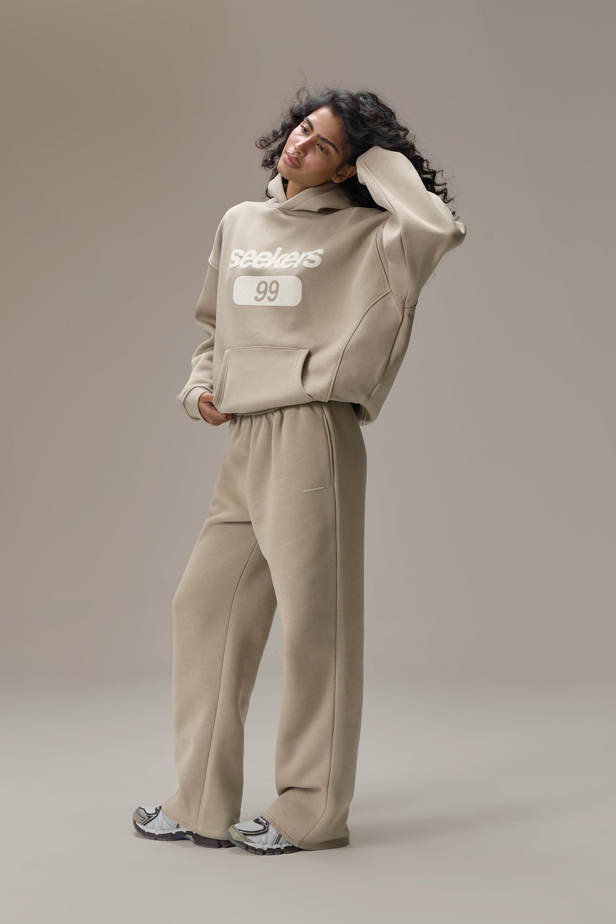 Pantalon de jogging classique à jambes larges beige