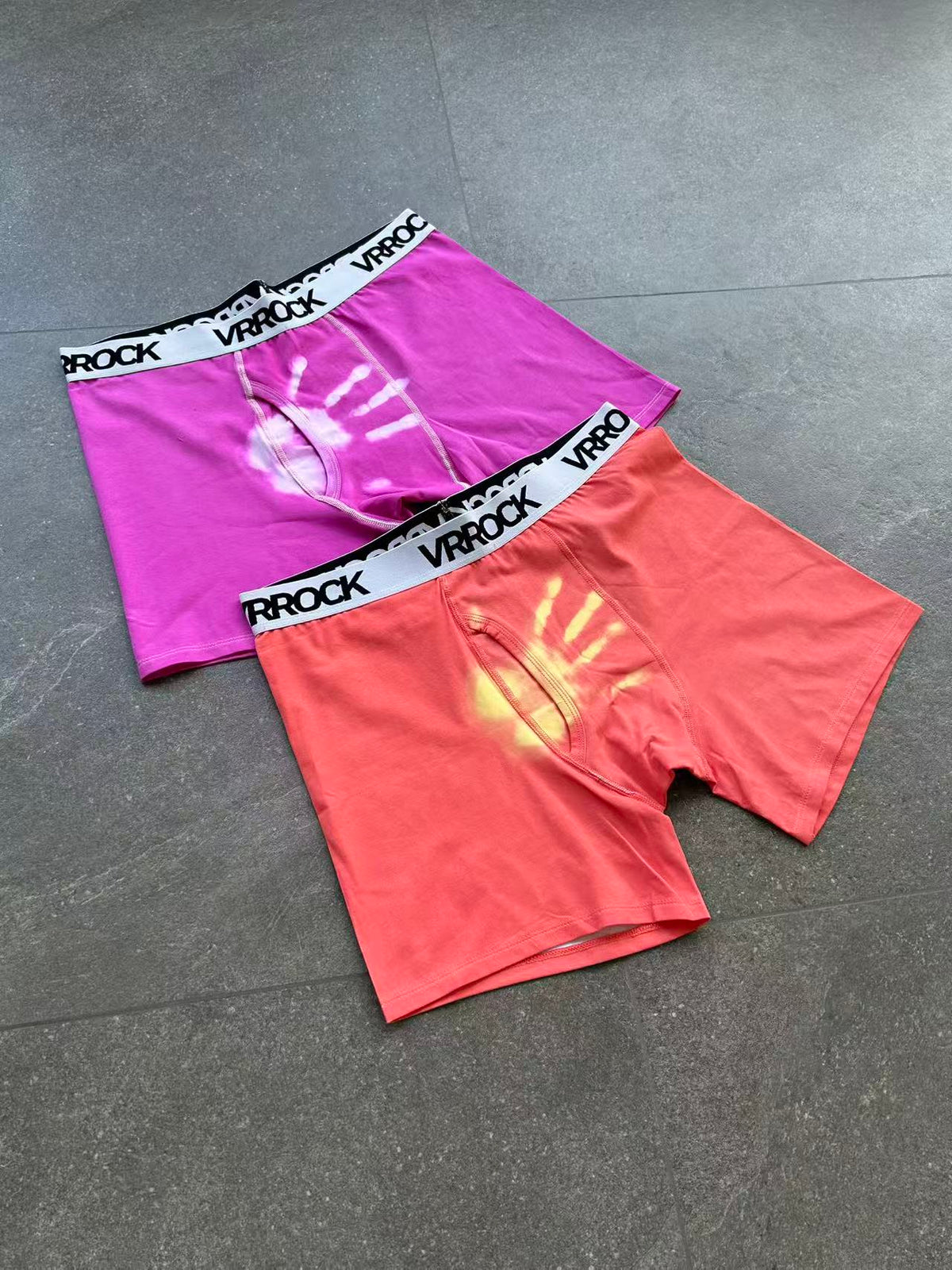 BOKSERKI REAGUJĄCE NA CIEPŁO