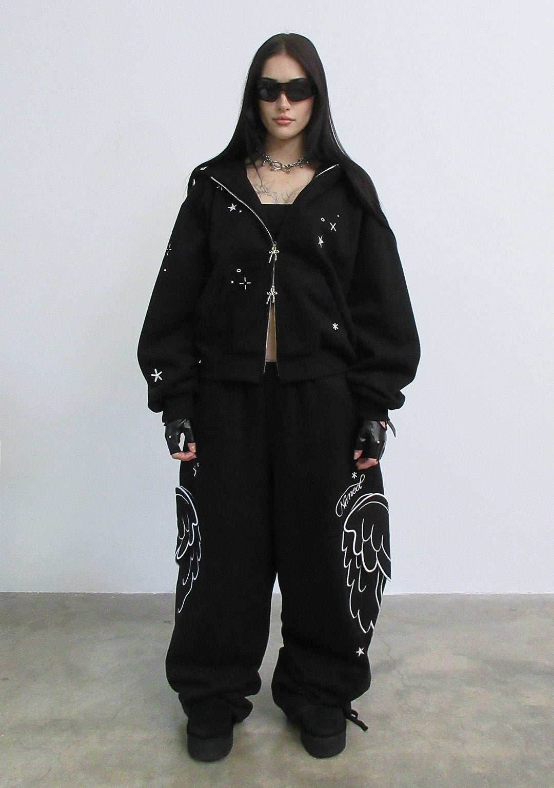 STITCH WINGS ZIP HOODIE BLACK (DETACHABLE WINGS)