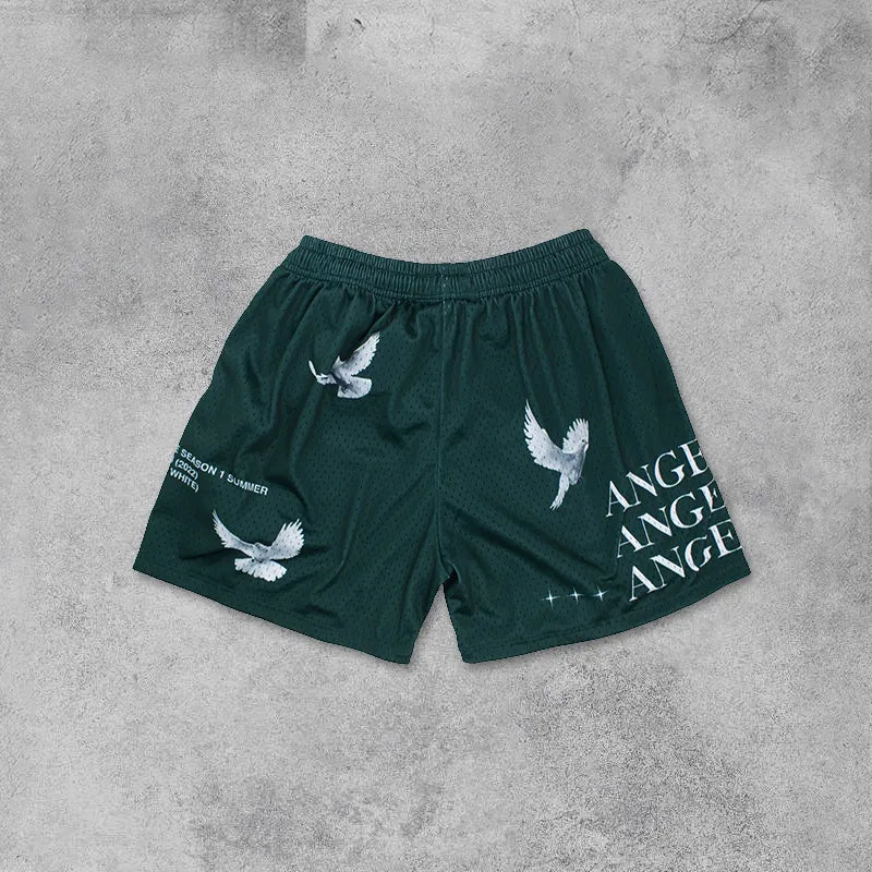 Mesh-streetshorts met vredesduif, gemaakt door een engel