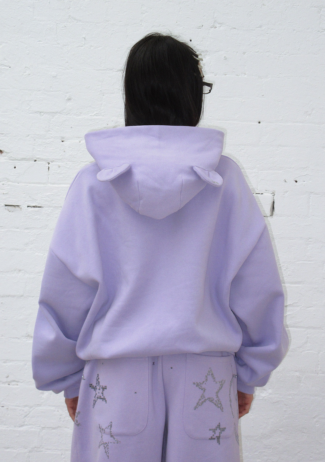 SWEAT À CAPUCHE DREAMER EN STRASS LILAS