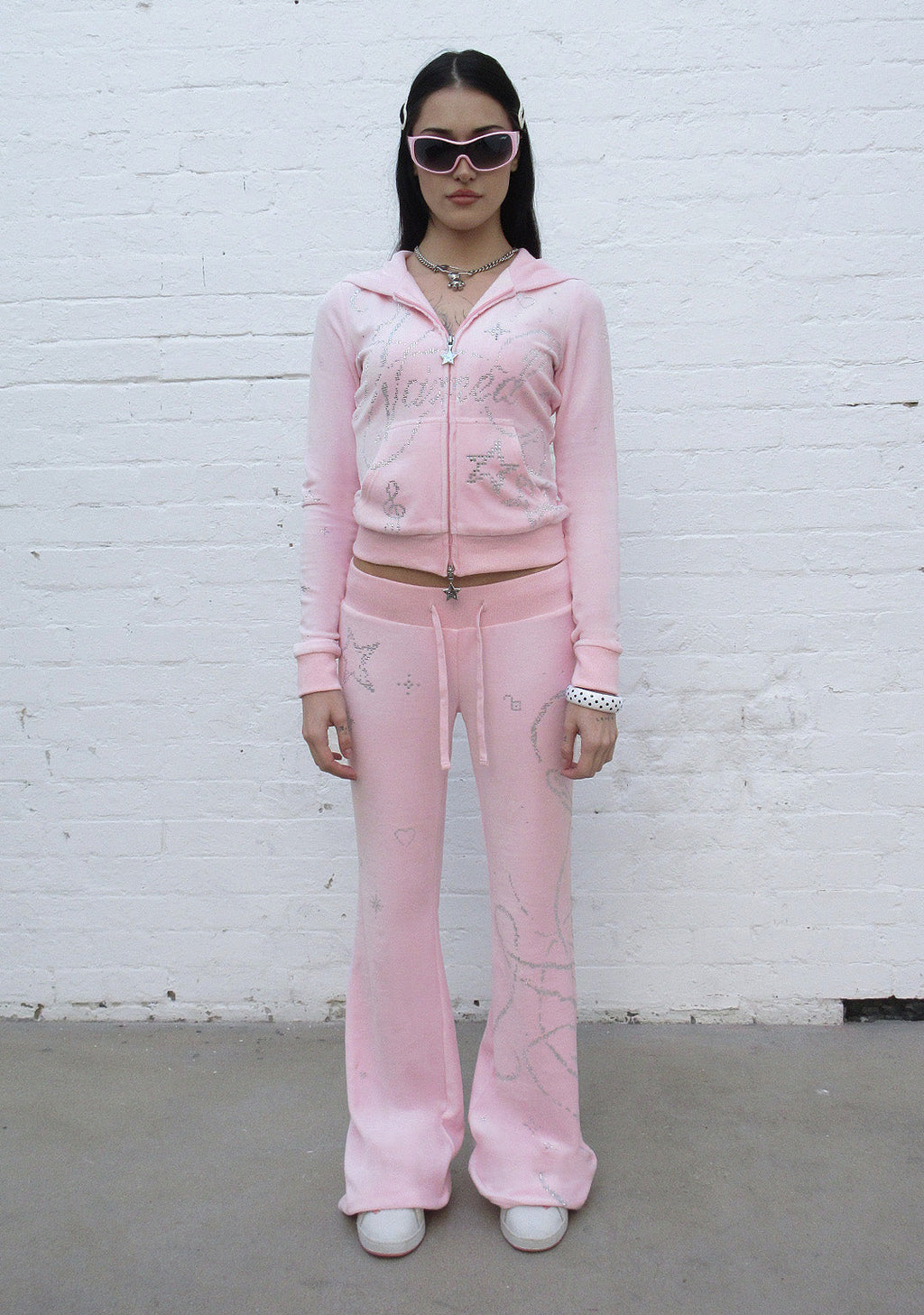 DREAMER RHINESTONE VELOUR SWEATPANTS BABY PINK