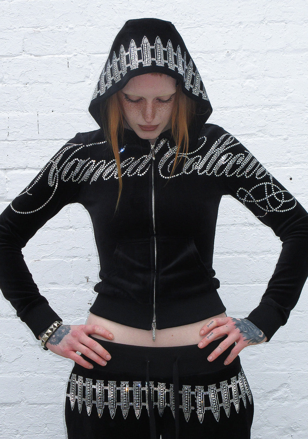 ENEMY RHINESTONE VELOUR ZIP-HOODIE SCHWARZ