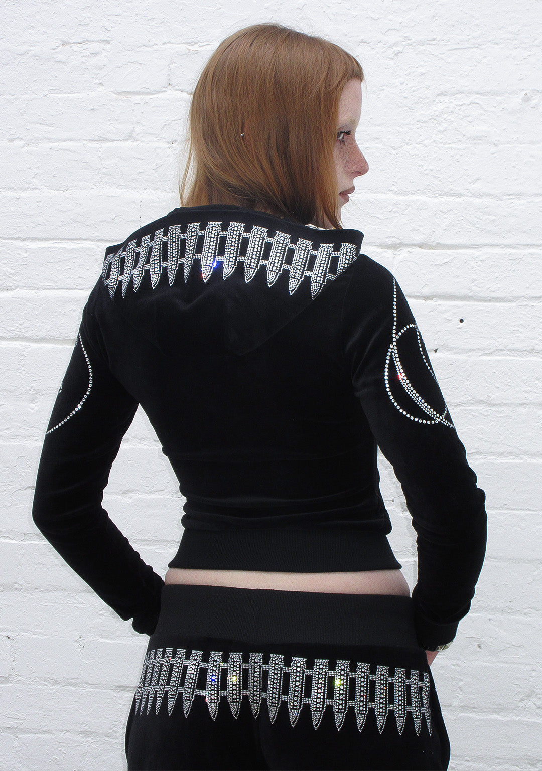 ENEMY RHINESTONE VELOUR ZIP-HOODIE SCHWARZ