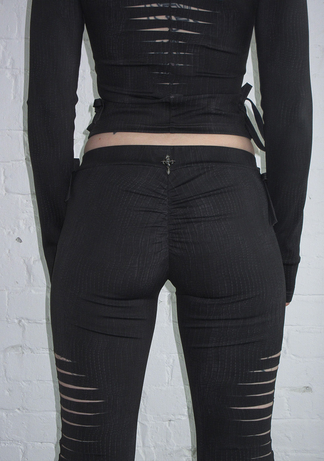 ENVY SNAKESKIN-OPTIK GESCHLITZTE SCULPT-STRETCH-HOSE ANTHRAZIT
