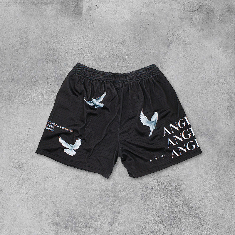 Mesh-streetshorts met vredesduif, gemaakt door een engel