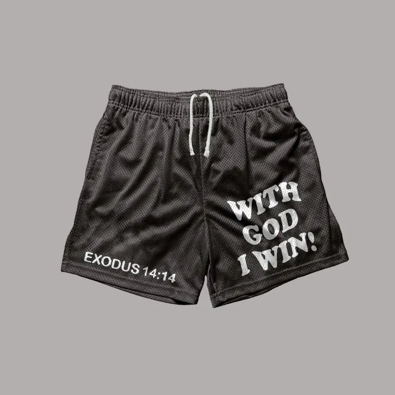 Casualowe krótkie spodenki z siateczki w stylu streetwear z nadrukiem With God I Win