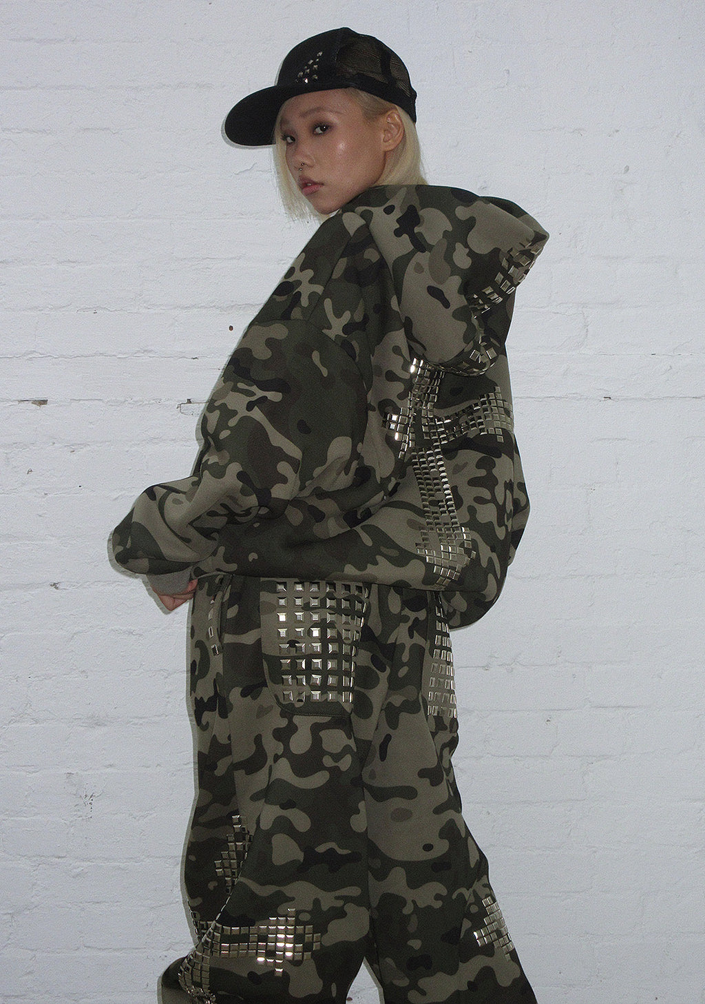 PANTALON DE JOGGING OVERSIZE À CLOUS FAITHFUL CAMOUFLAGE
