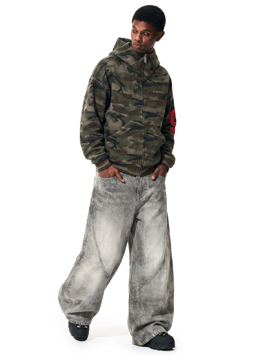 Übergroßer Hoodie, der soziale Ängste lindert