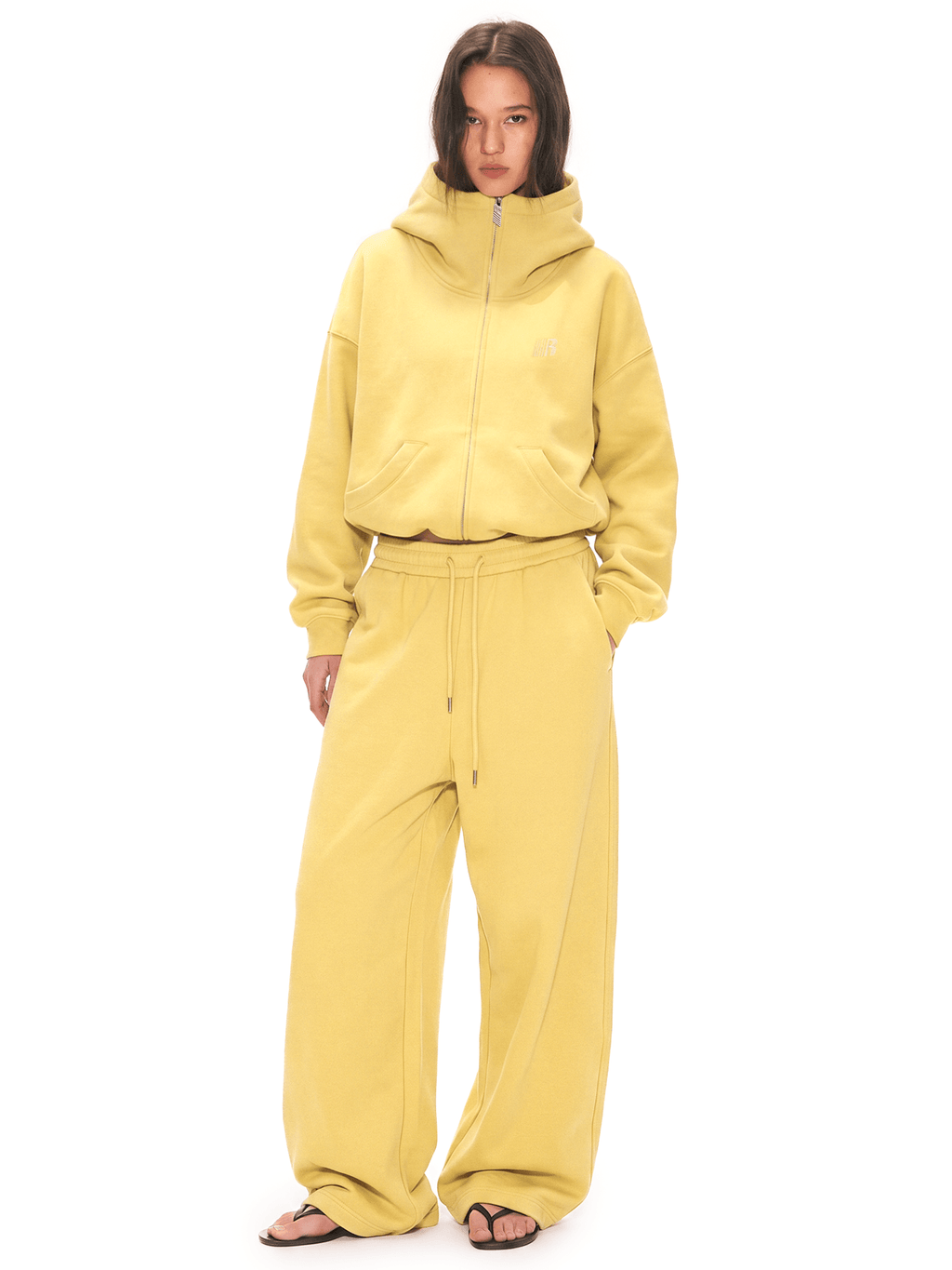 Übergroßer Hoodie, der soziale Ängste lindert
