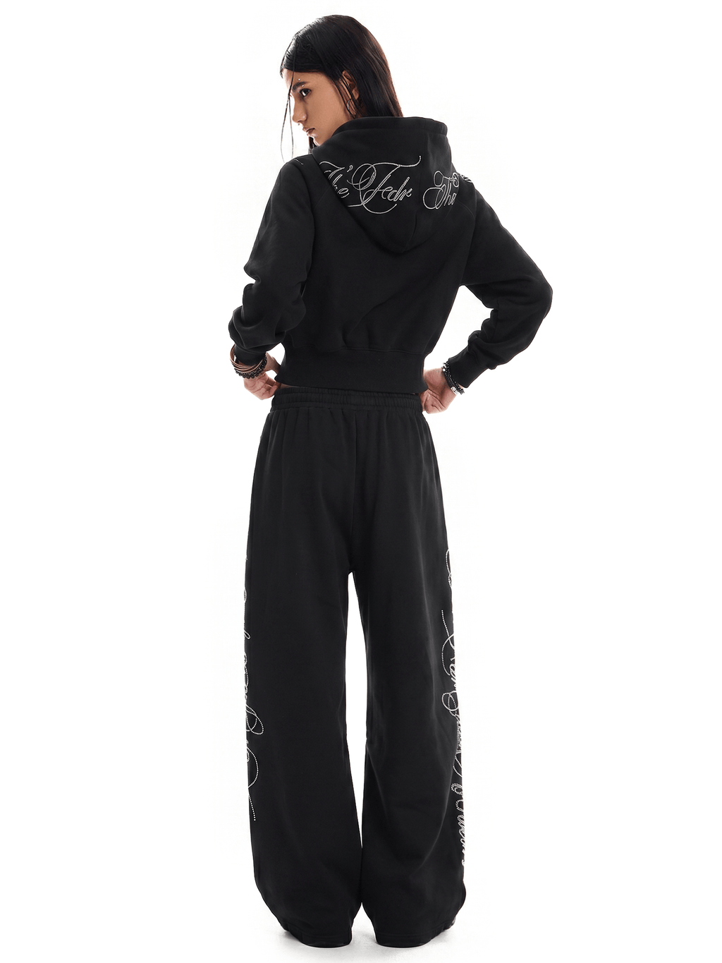 Sudadera con capucha y cremallera con pedrería