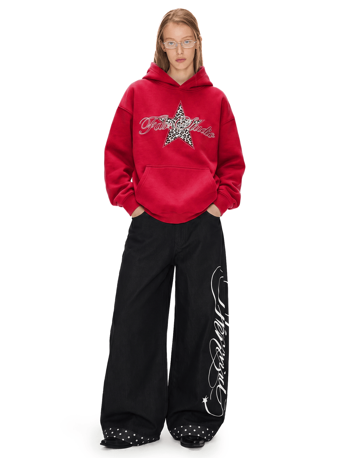 Felpa con cappuccio con stella gotica e strass