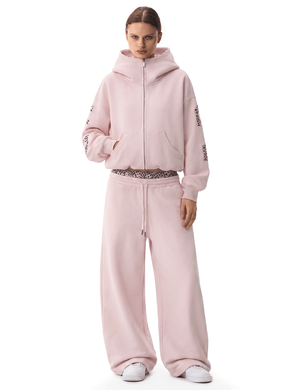 Sweat à capuche zippé style universitaire léopard
