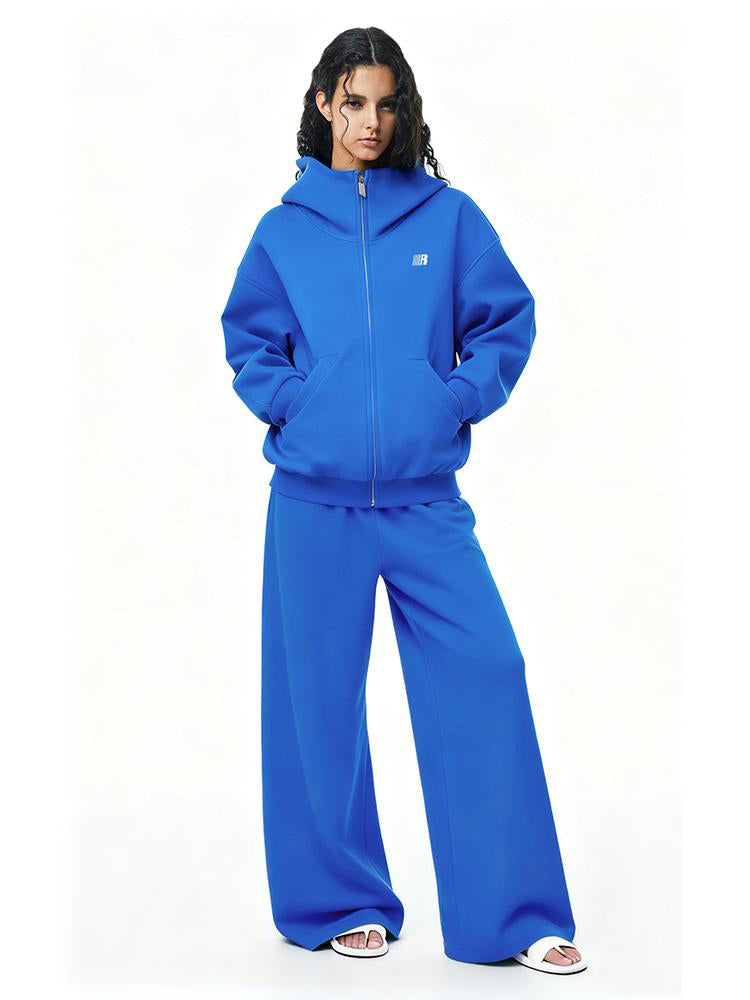 Übergroßer Hoodie, der soziale Ängste lindert