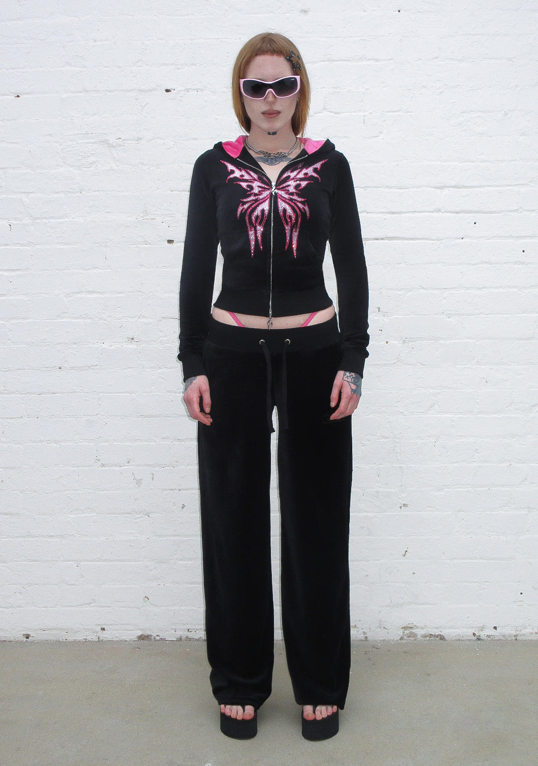 IDOL RHINESTONE VELOUR FITTED ZIP HOODIE BLACK