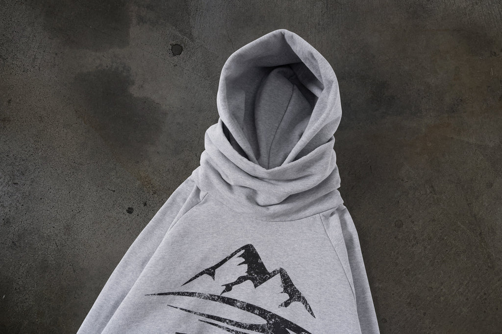 SUDADERA CON CAPUCHA Y MÁSCARA SUMMIT (GRIS JASPEADO)