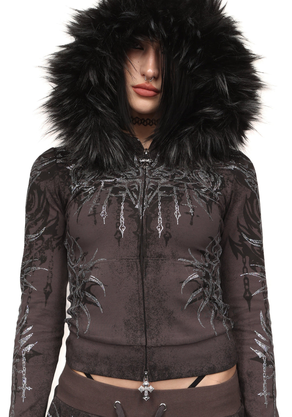 SWEAT À CAPUCHE AJUSTÉ INFATUATION STRASS GRIS FONCÉ
