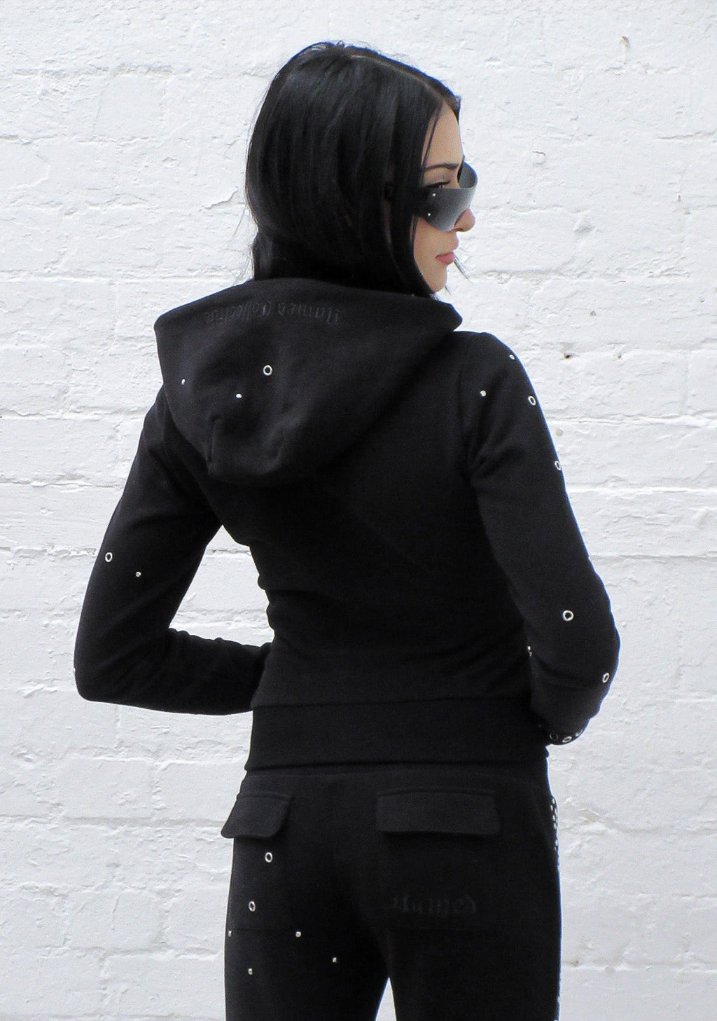 Pantaloni aderenti con borchie KNIGHT, neri