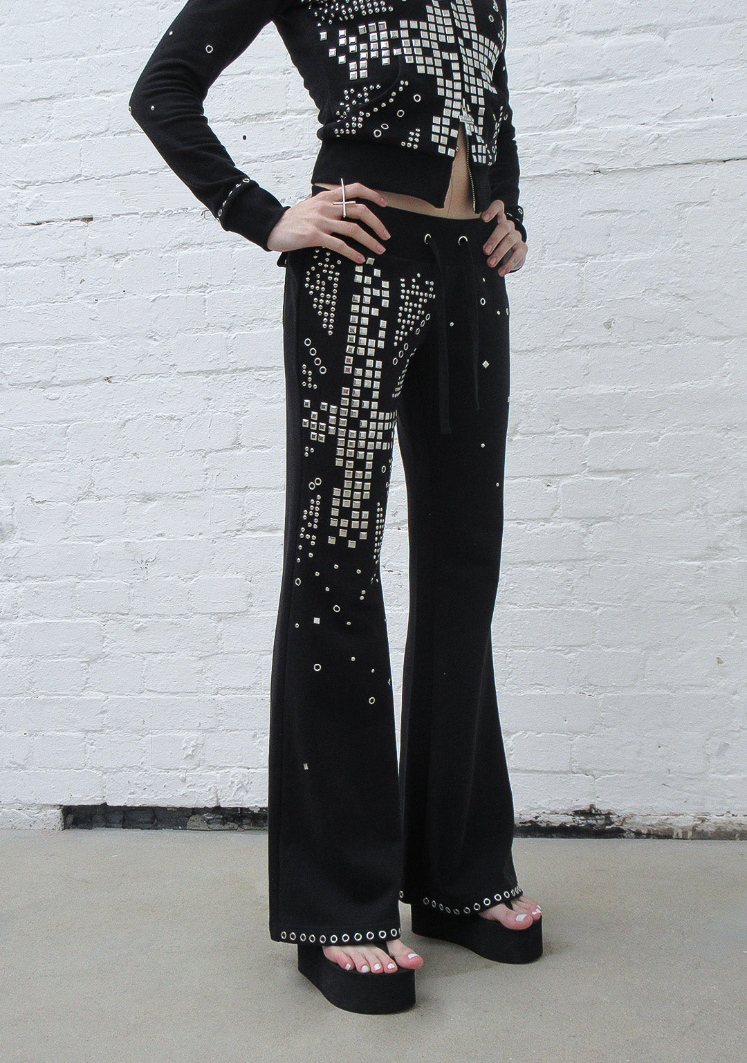 KNIGHT STUDDED GETAILLEERDE BROEK BLACK