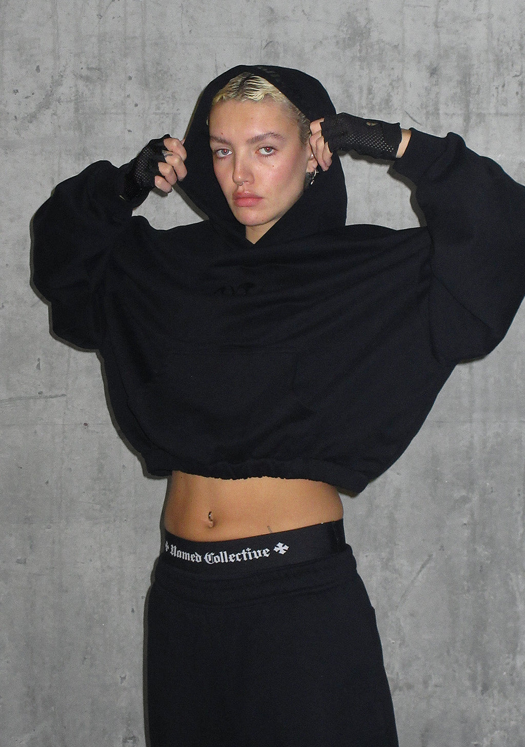 Felpa oversize con cappuccio Nth ACTIVE NERA