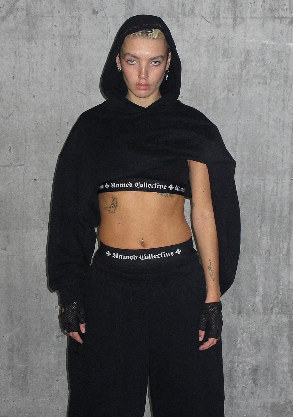 Felpa oversize con cappuccio Nth ACTIVE NERA