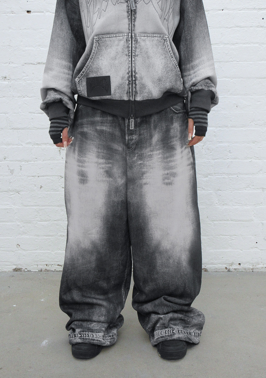 OFF GRID DENIM EFFECT OVERSIZED SWEATPANTS WASHED BLACK