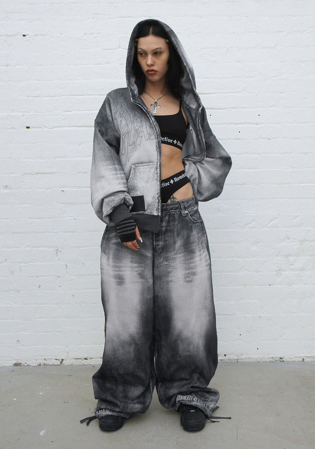 SWEAT À CAPUCHE ZIPPÉ EFFET DENIM OFF GRID NOIR DÉLAVÉ