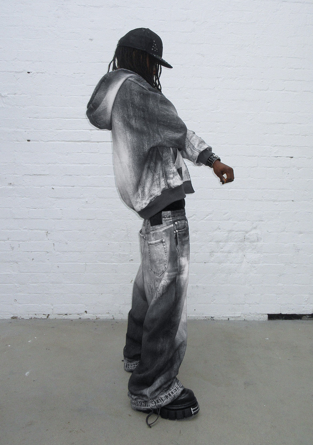 SWEAT À CAPUCHE ZIPPÉ EFFET DENIM OFF GRID NOIR DÉLAVÉ