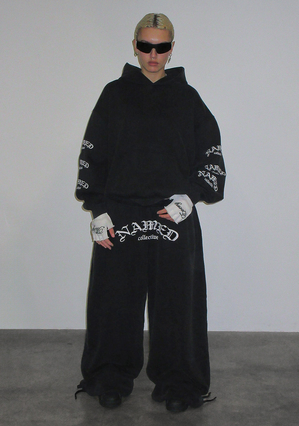OLD ENGLISH oversized sweatpants, gewassen antraciet