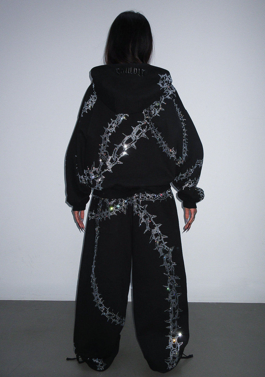 OMEN OVERSIZE-JOGGINGHOSE MIT STRASSSTEINEN SCHWARZ
