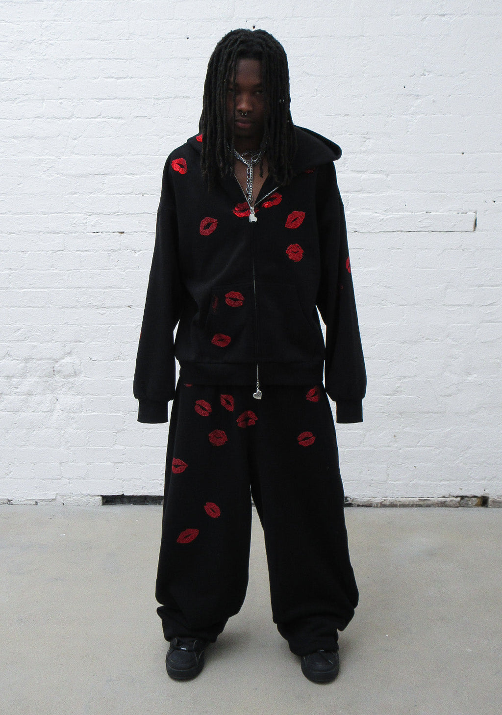 TEASE RHINESTONE KISS OVERSIZE-JOGGINGHOSE SCHWARZ