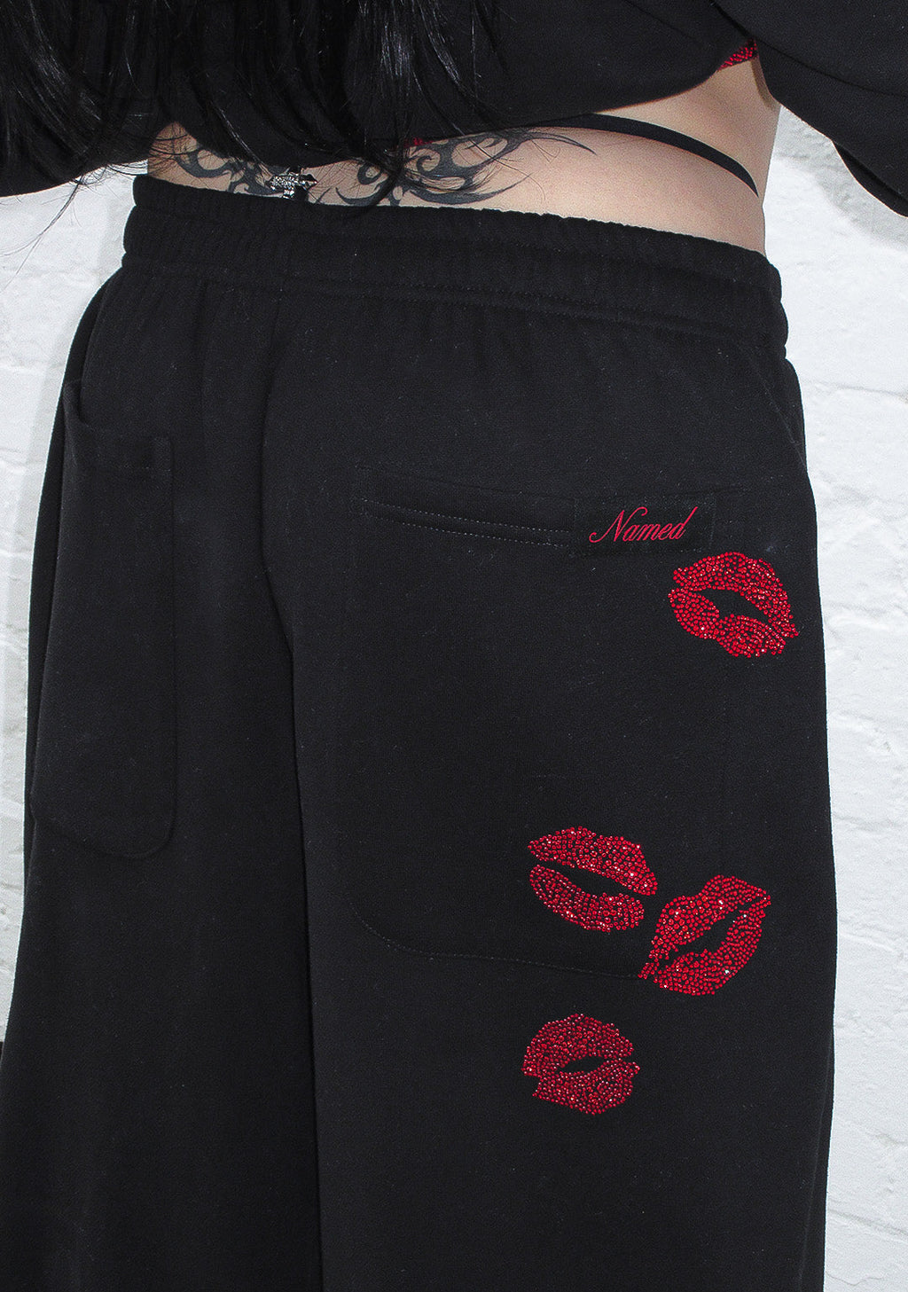 TEASE RHINESTONE KISS OVERSIZE-JOGGINGHOSE SCHWARZ