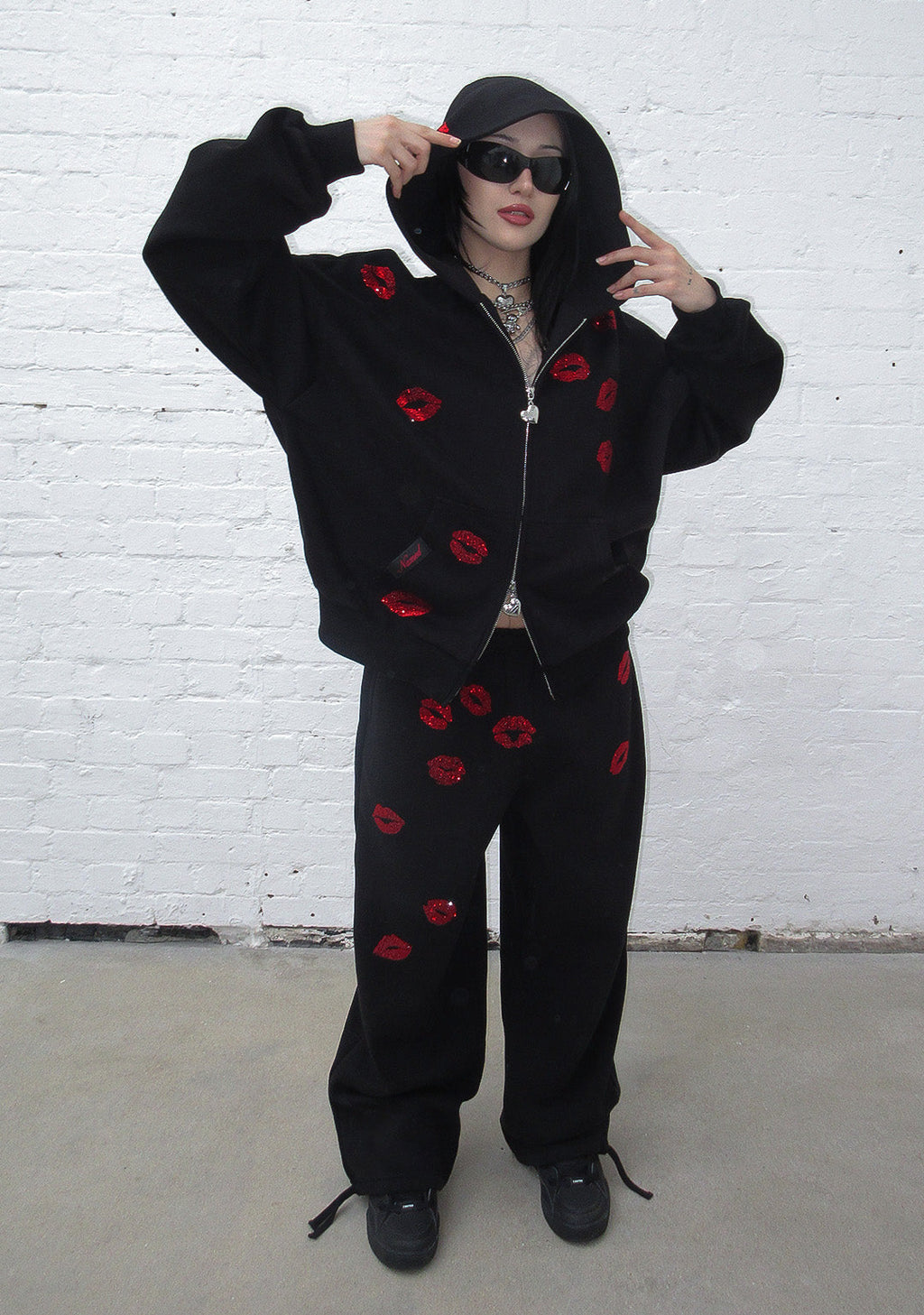 TEASE RHINESTONE KISS OVERSIZE-JOGGINGHOSE SCHWARZ