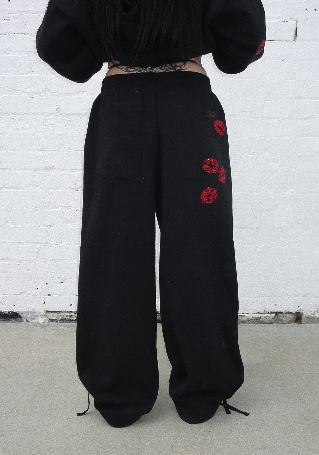 TEASE RHINESTONE KISS OVERSIZE-JOGGINGHOSE SCHWARZ