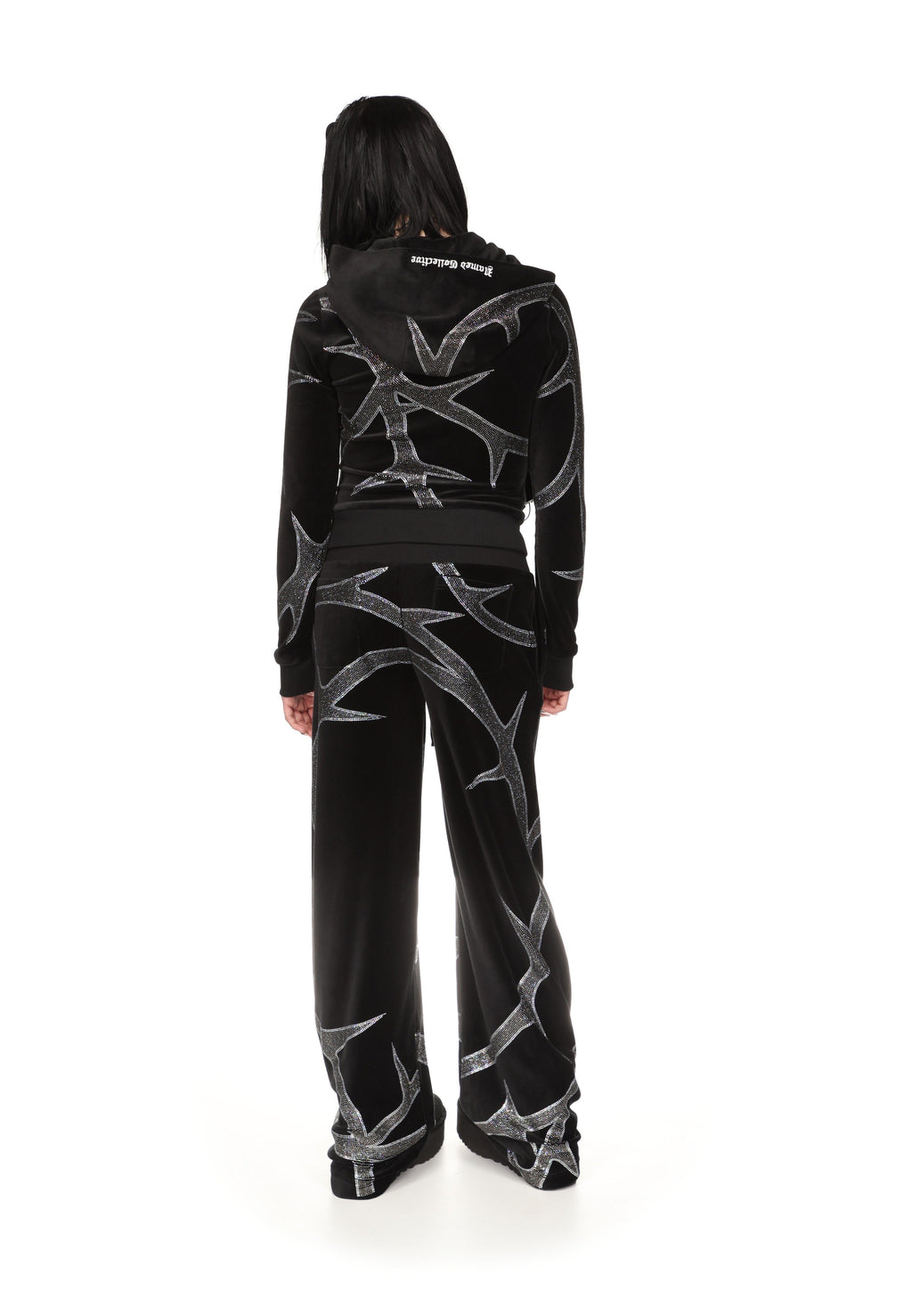 SUDADERA CON CAPUCHA DE VELOUR Y PEDRERÍA THORN NEGRA