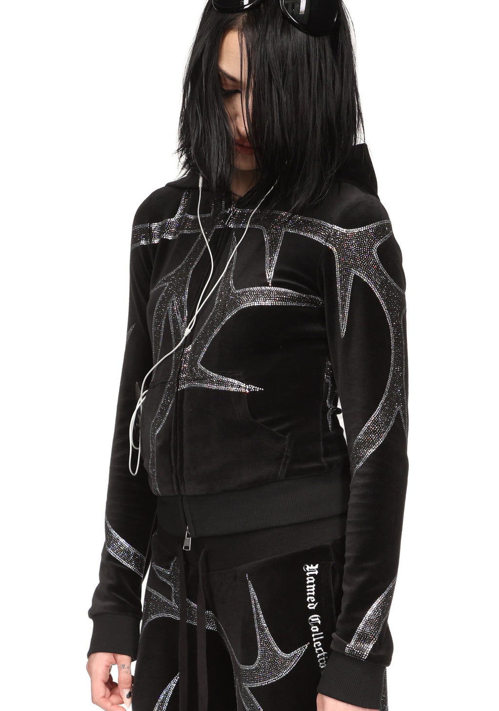 SUDADERA CON CAPUCHA DE VELOUR Y PEDRERÍA THORN NEGRA