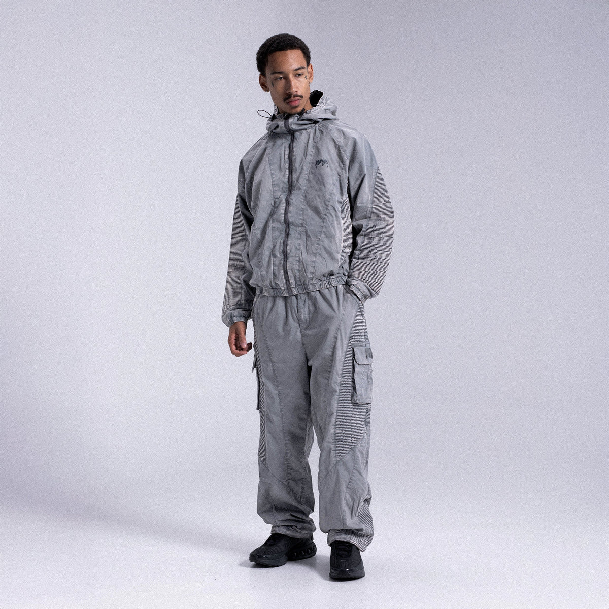 Track Pants "STRIPE" - Light Grey