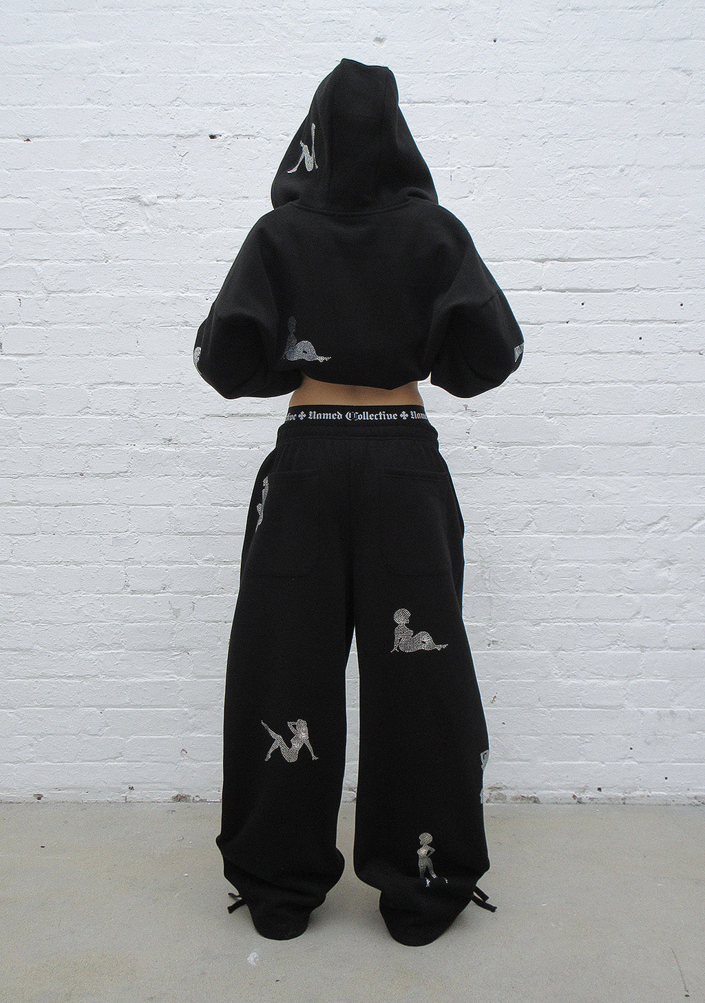 PANTALON DE JOGGING OVERSIZE À STRASS UNREALISTIC IDEALS NOIR