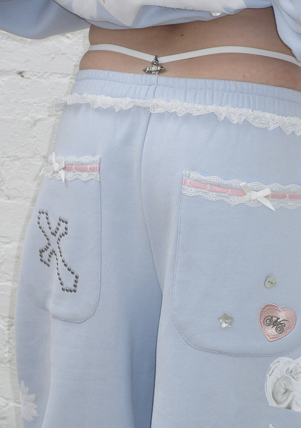 WHISPER OVERSIZED JOGGER BABYBLAU