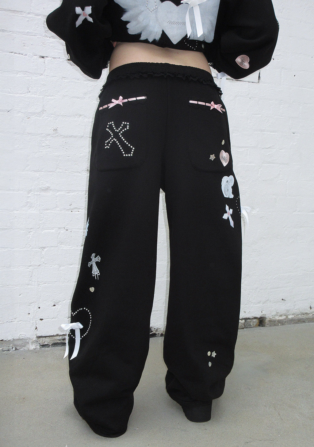 WHISPER OVERSIZED JOGGINGHOSE SCHWARZ